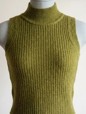 Jessica Simpson Olive Green Ribbed Sleeveless Mock Turtleneck Sweater Size Small
